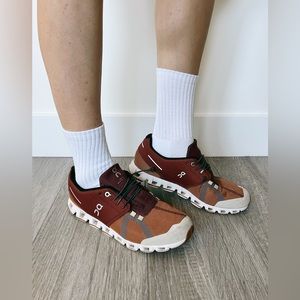 ON CLOUD 70/30 men’s running shoes.